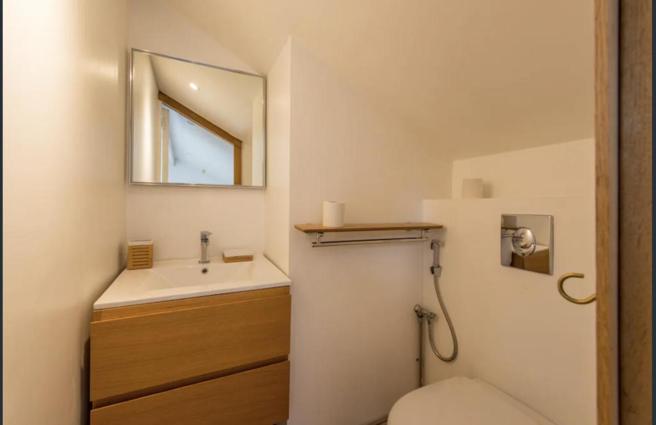 Paris Petit Appartement Lumineux Et Atypique Екстер'єр фото