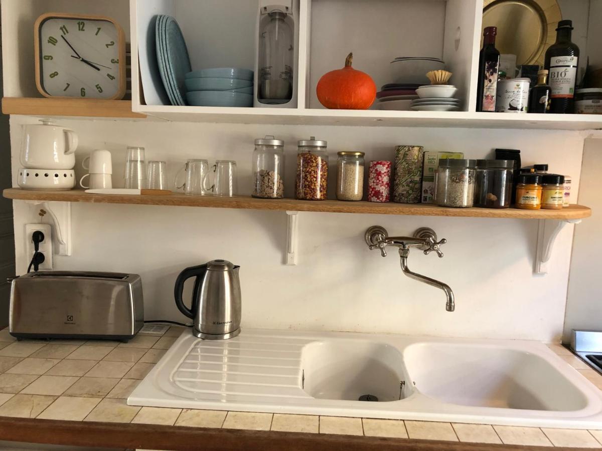 Paris Petit Appartement Lumineux Et Atypique Екстер'єр фото